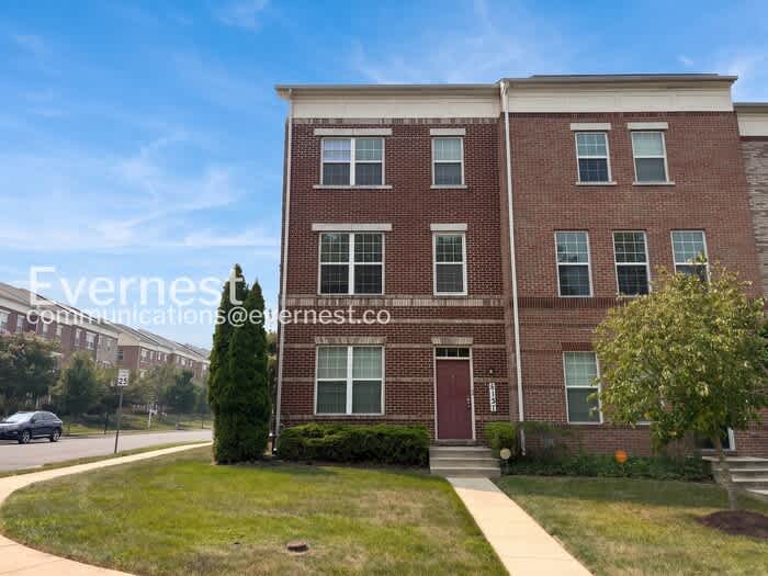 6137 Hanlon Street – photo 1 of 32