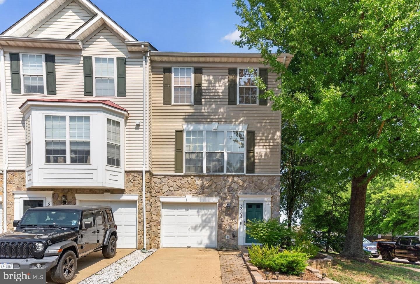 5902 IANS WAY – photo 1 of 35