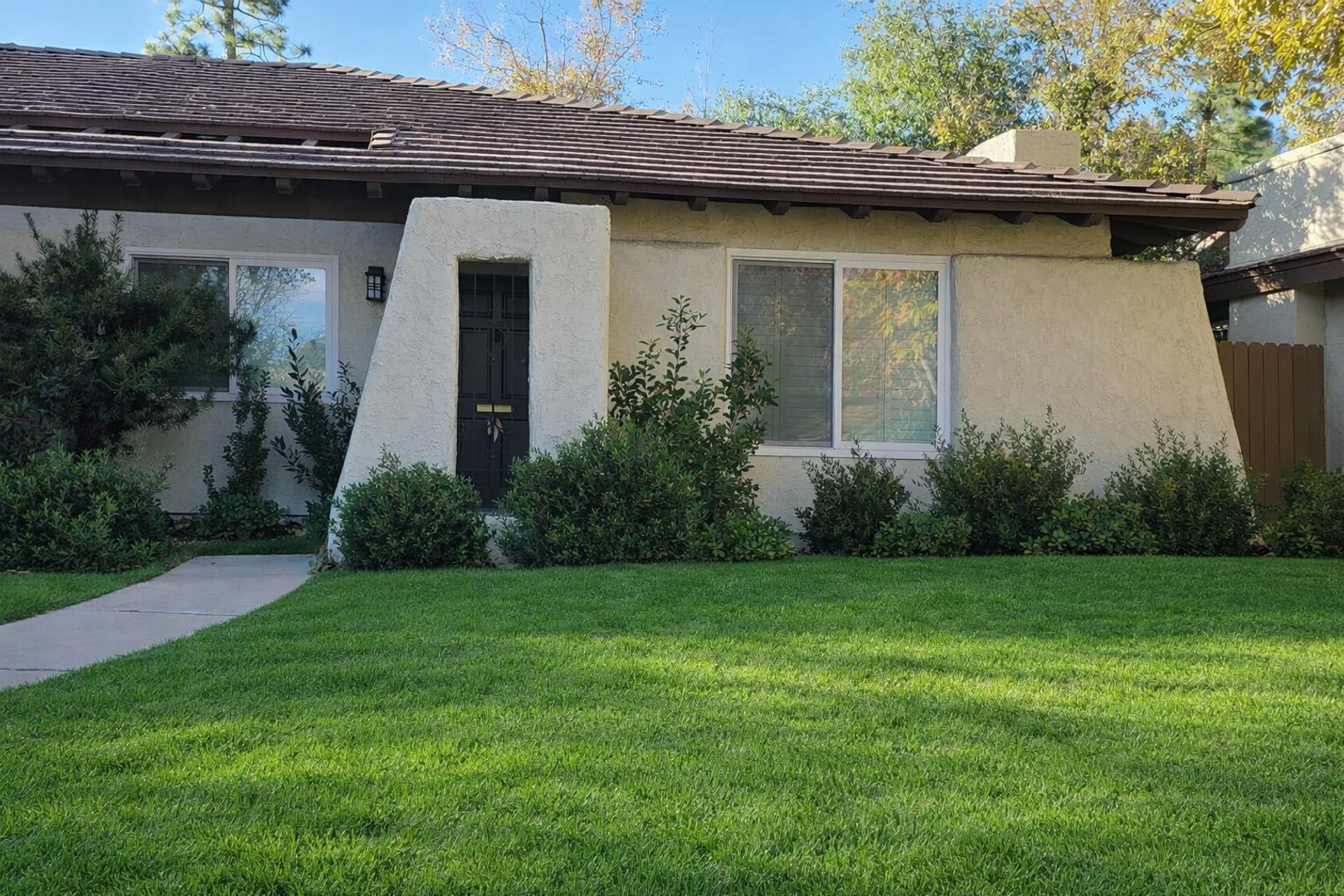 Charming Home in Westlake Village – photo 1