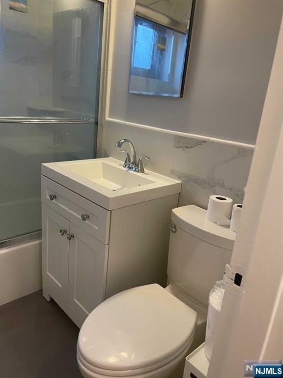 3021 Edwin Avenue – photo 1 of 7
