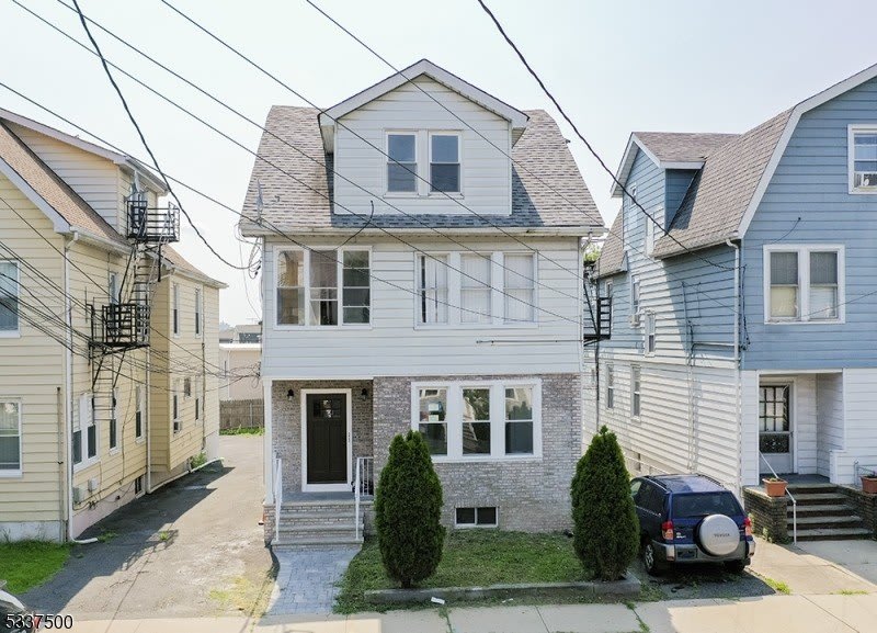 41 Grove St – photo 1