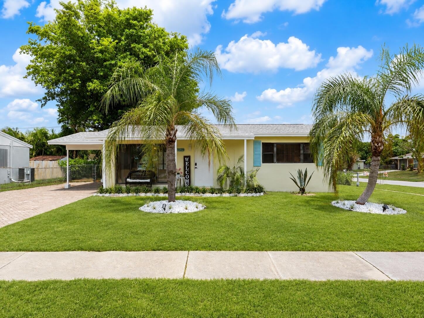 3539 Everglades Road – photo 1 of 37