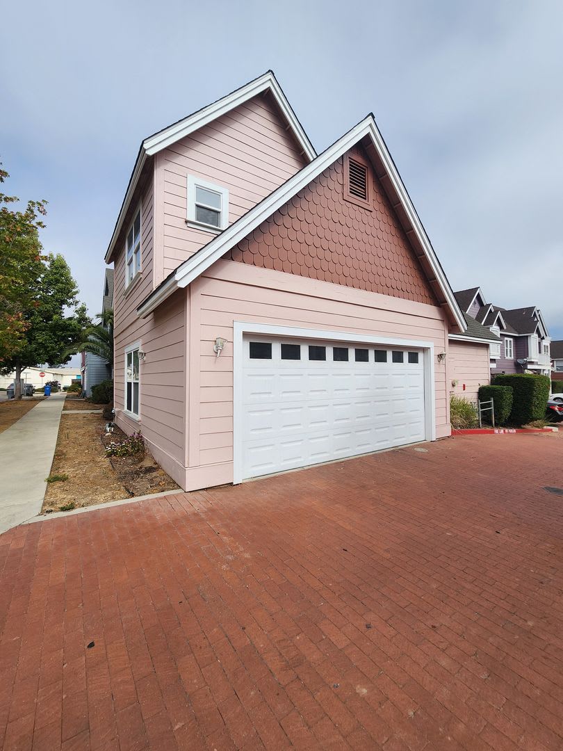 Darling 4 bed, 2 bath Townhouse in Nipomo – photo 1 of 20