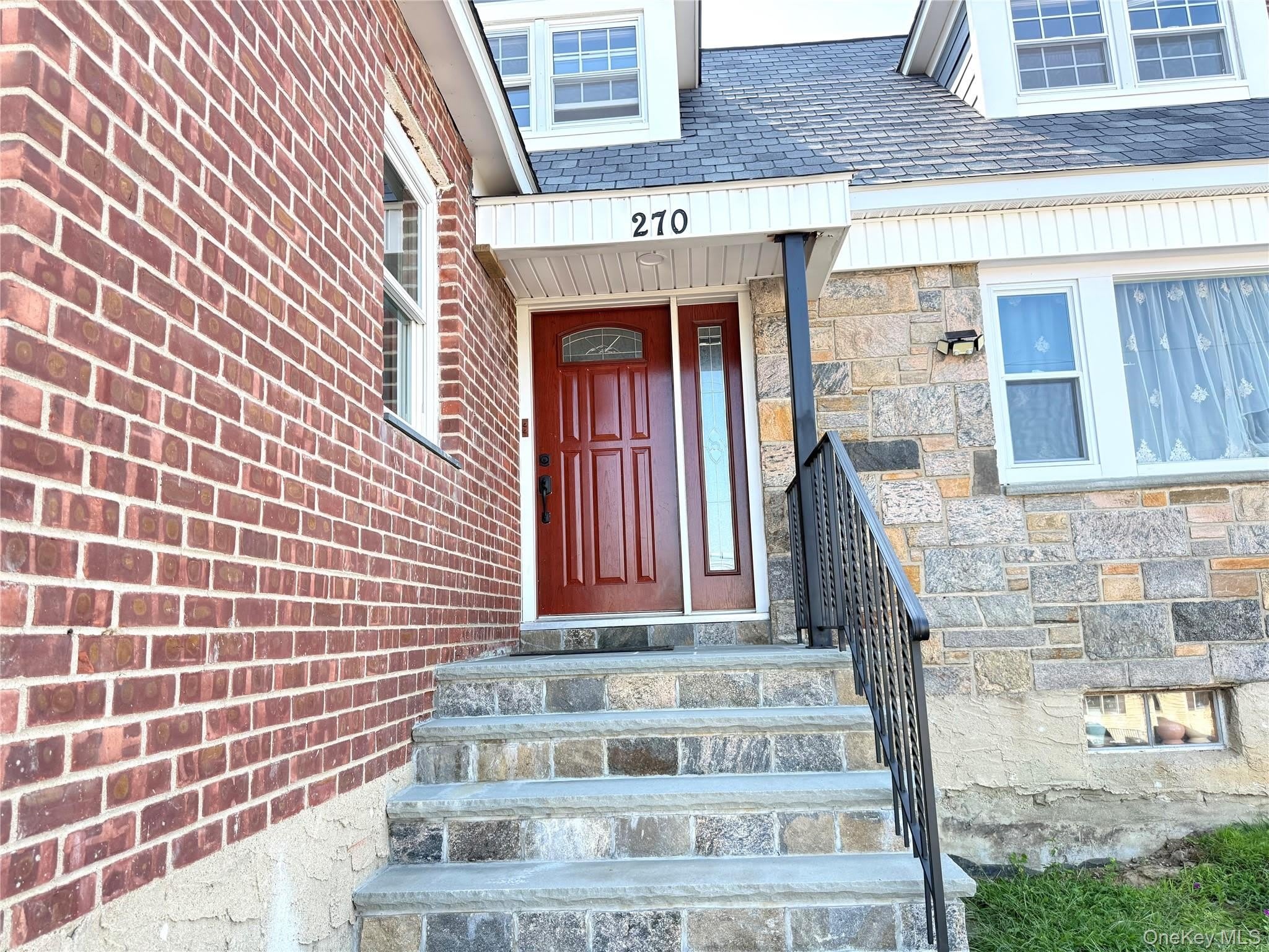 270 Gainsborg Avenue E – photo 1 of 11