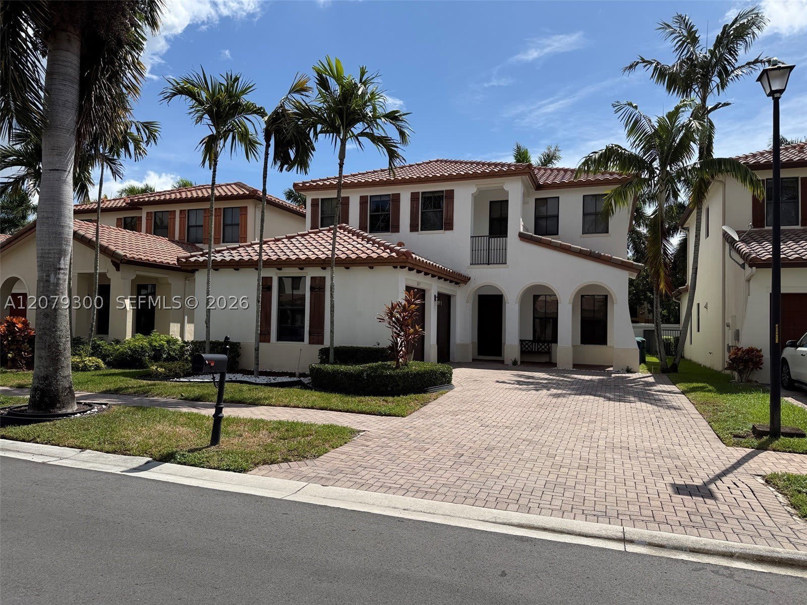 2673 NW 83rd Ter – photo 1