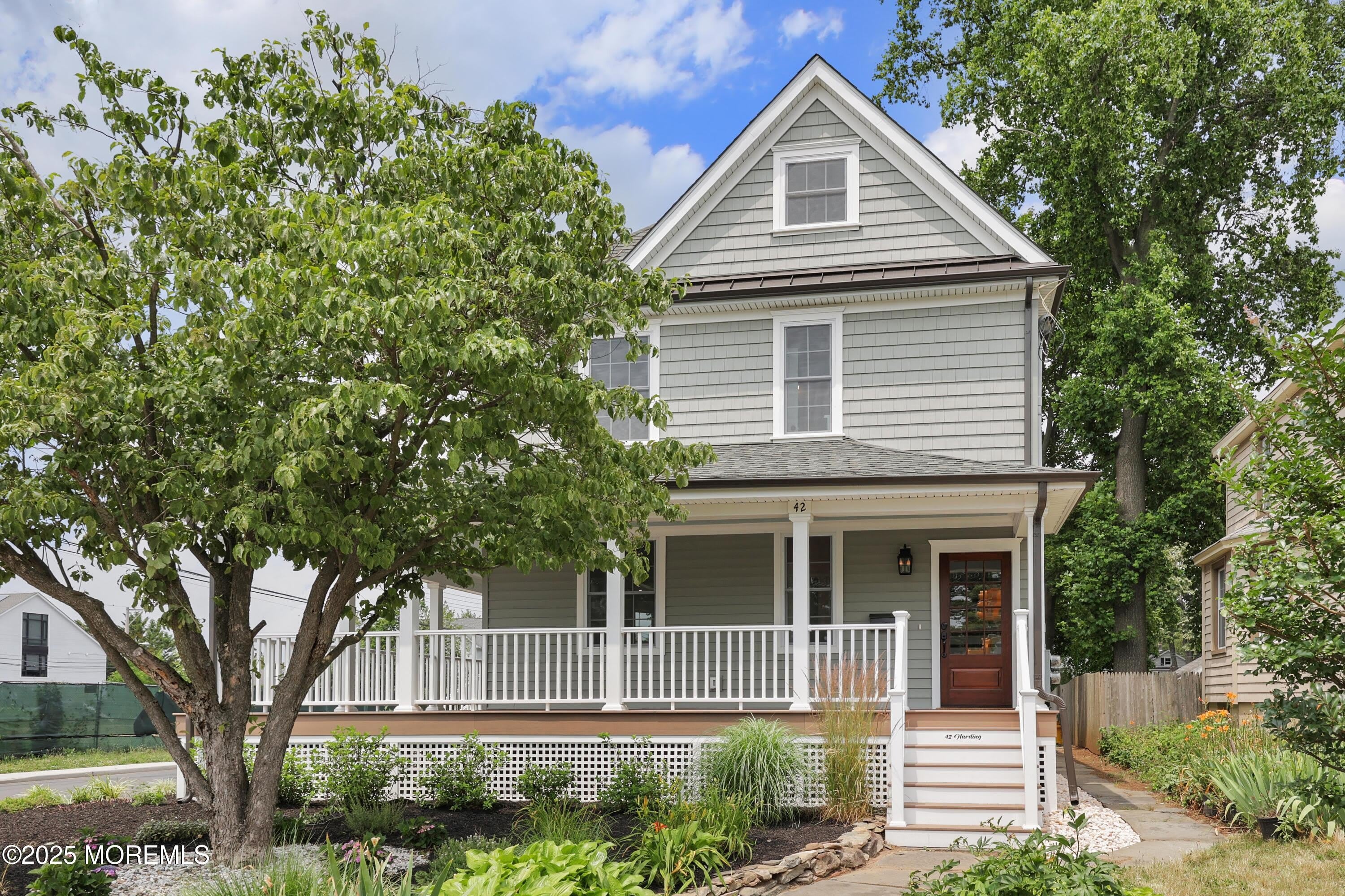 42 Harding Road – photo 1 of 24