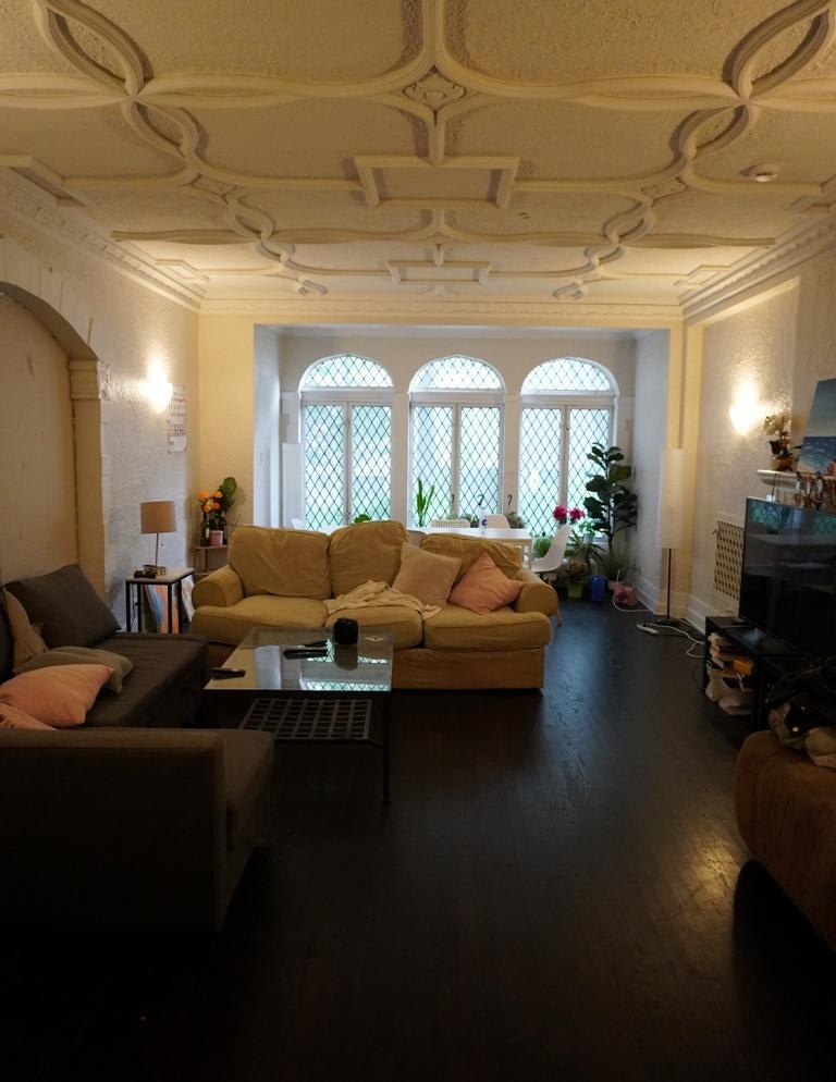 530 W Stratford Pl – photo 1