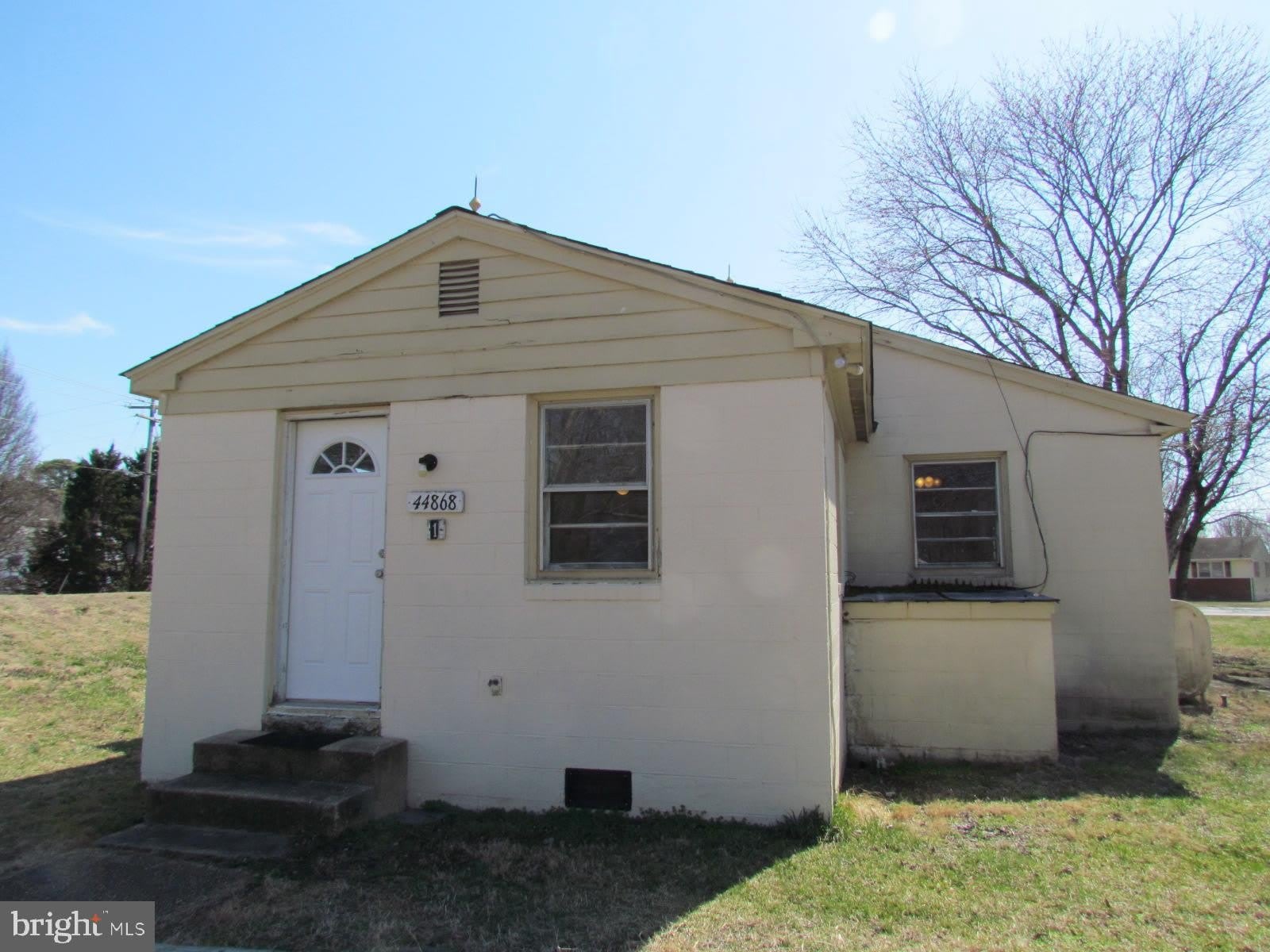 44868 BLAKE CREEK UNIT 1 – photo 1 of 10