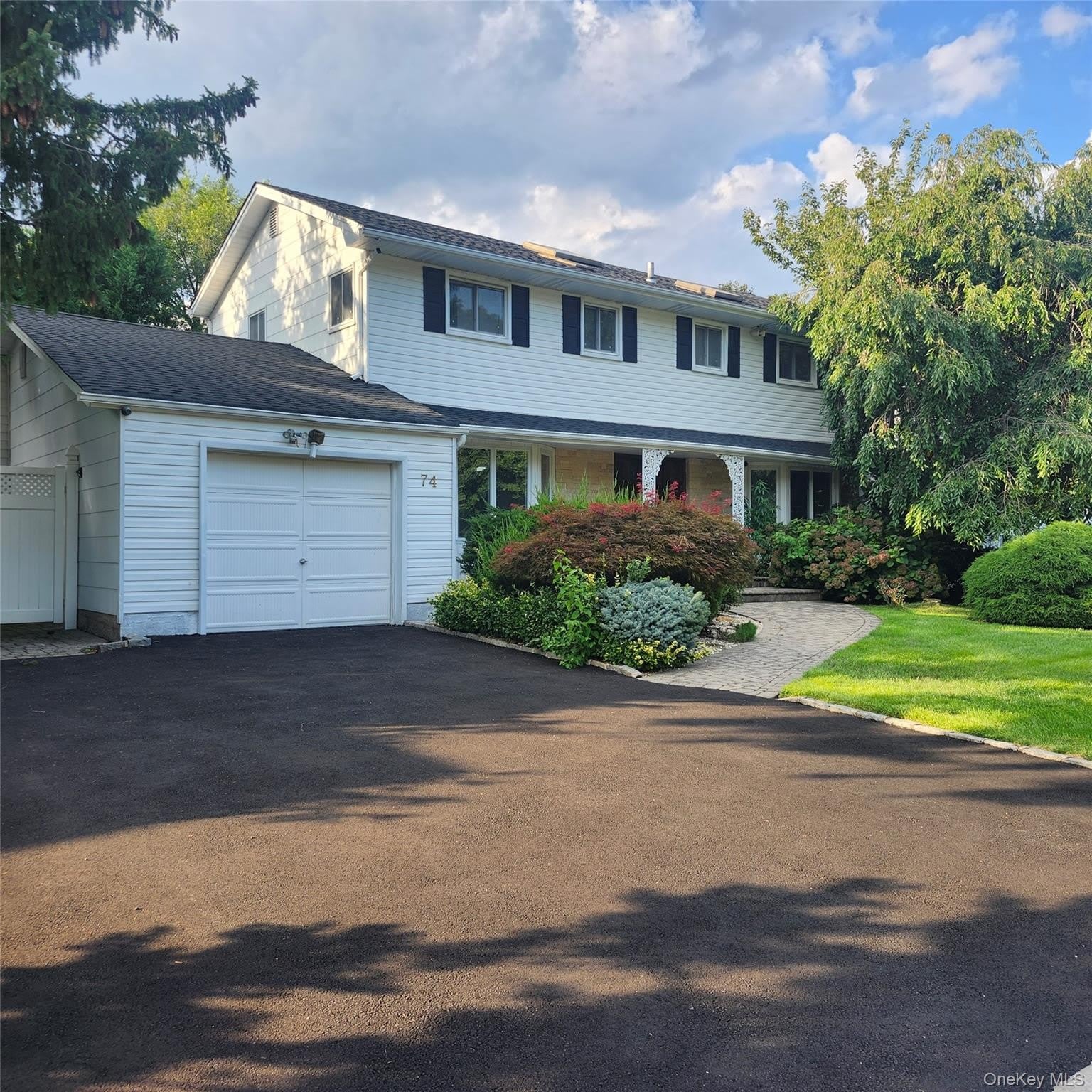 74 Rockland Drive – photo 1 of 14