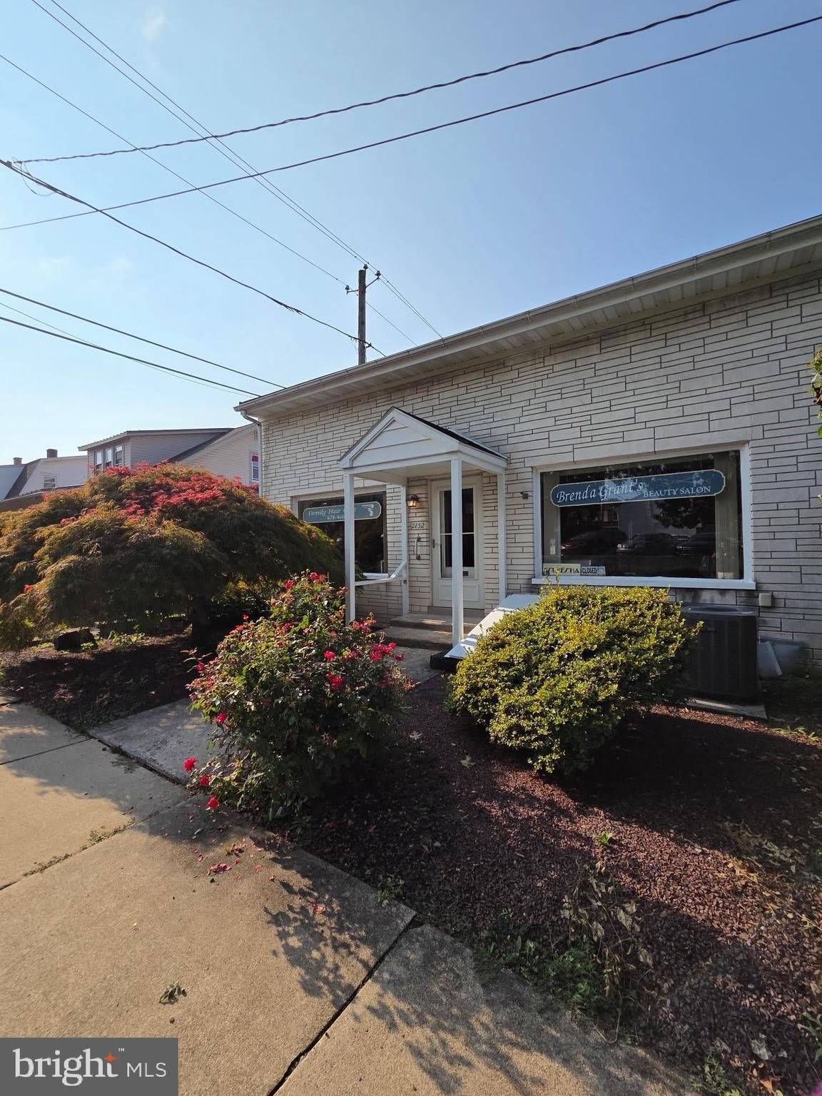 2132 NOBLE Street – photo 1 of 13
