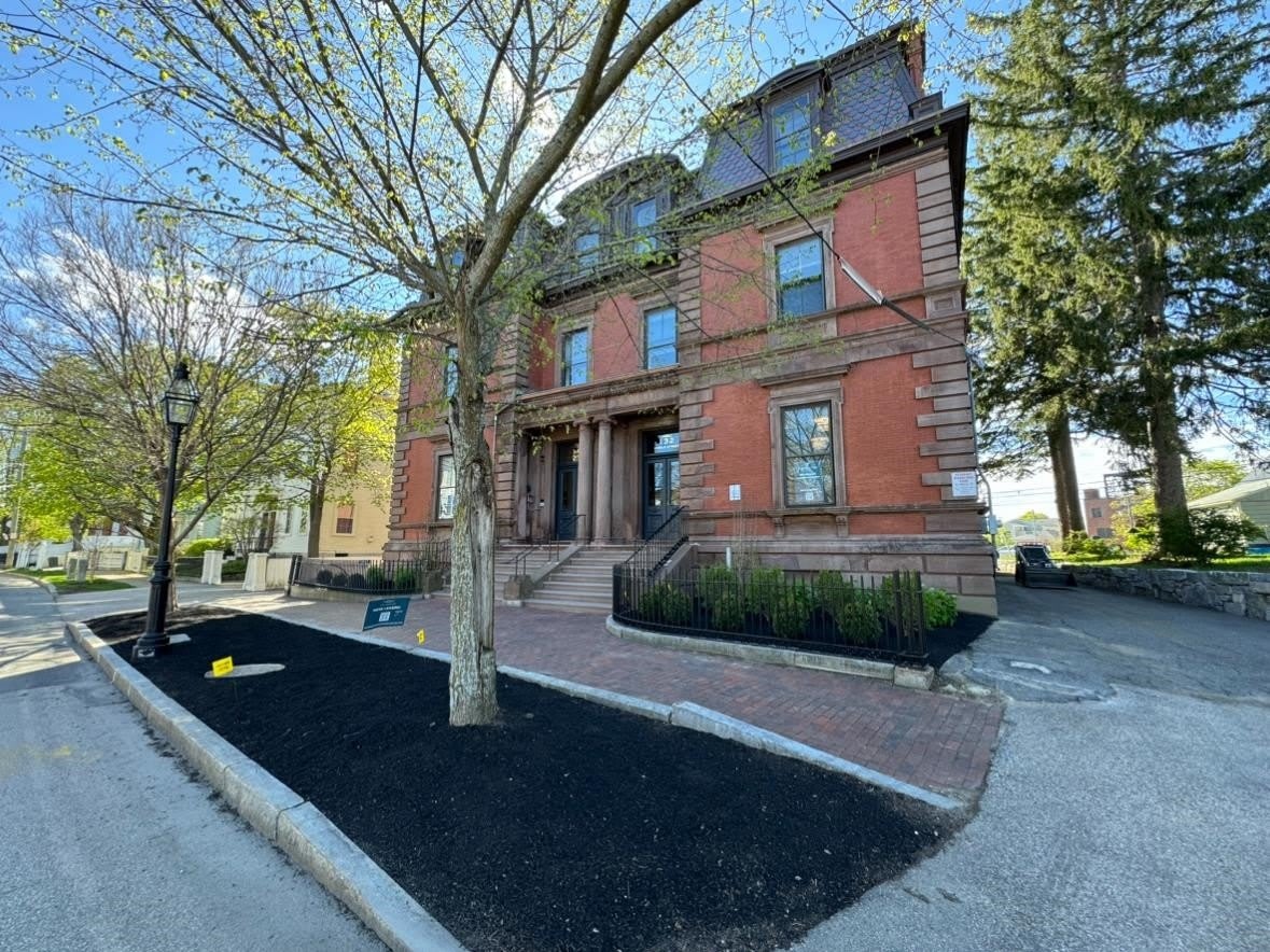 132 Middle Street – photo 1 of 8