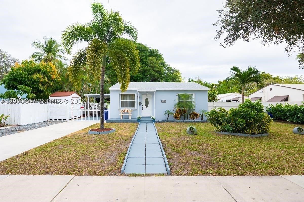307 N 28th Ave – photo 1