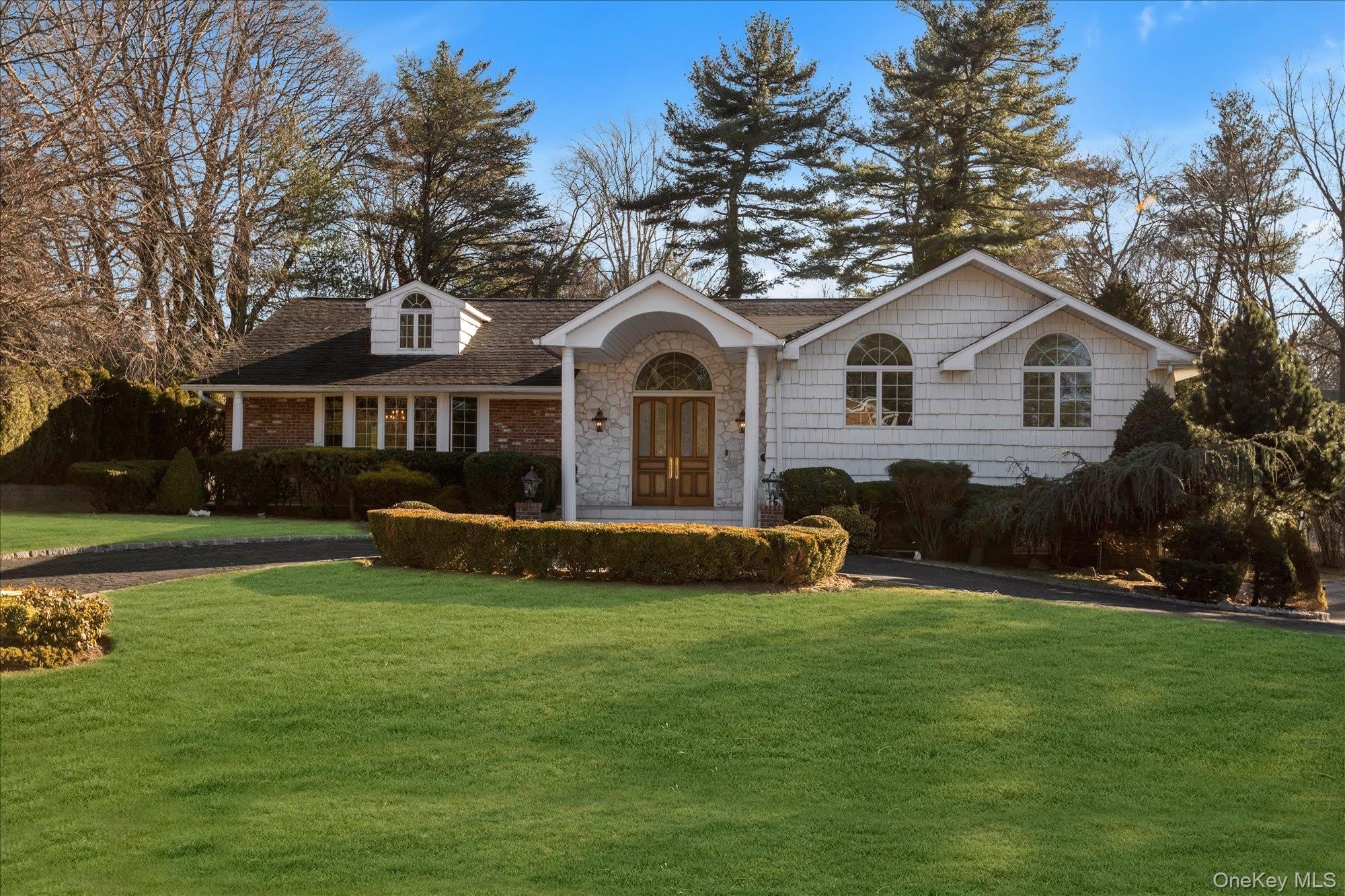 200 Hummingbird Drive – photo 1 of 29