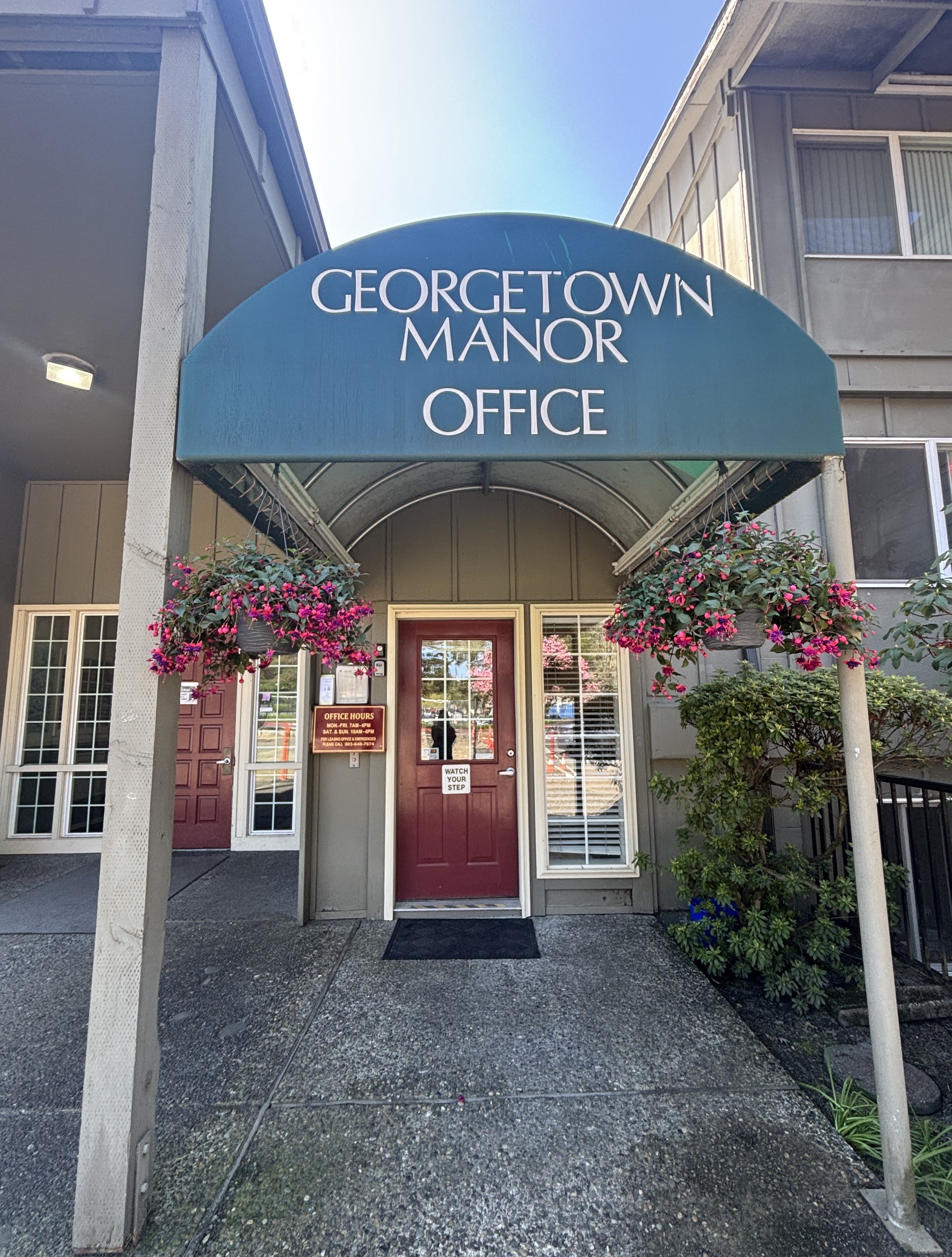 Georgetown Manor – photo 1 of 38