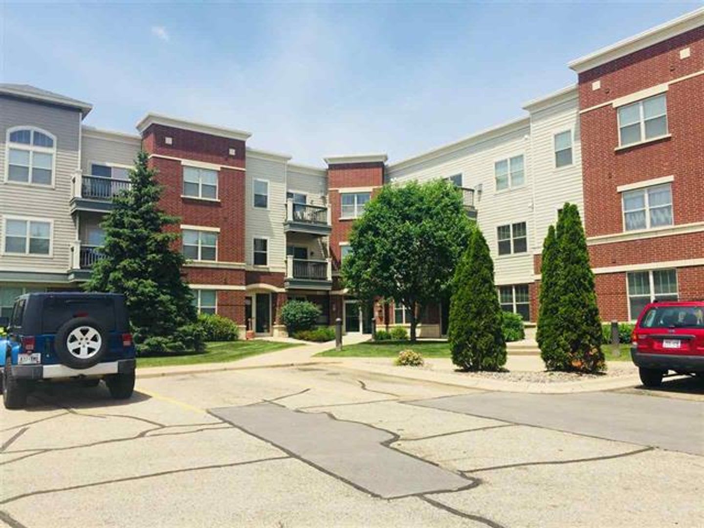 Charming West Side Gem – photo 1 of 355
