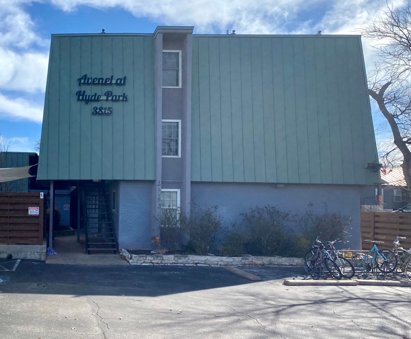 Updated 2 Bedroom off Guadalupe! 3815 Guadalupe – photo 1