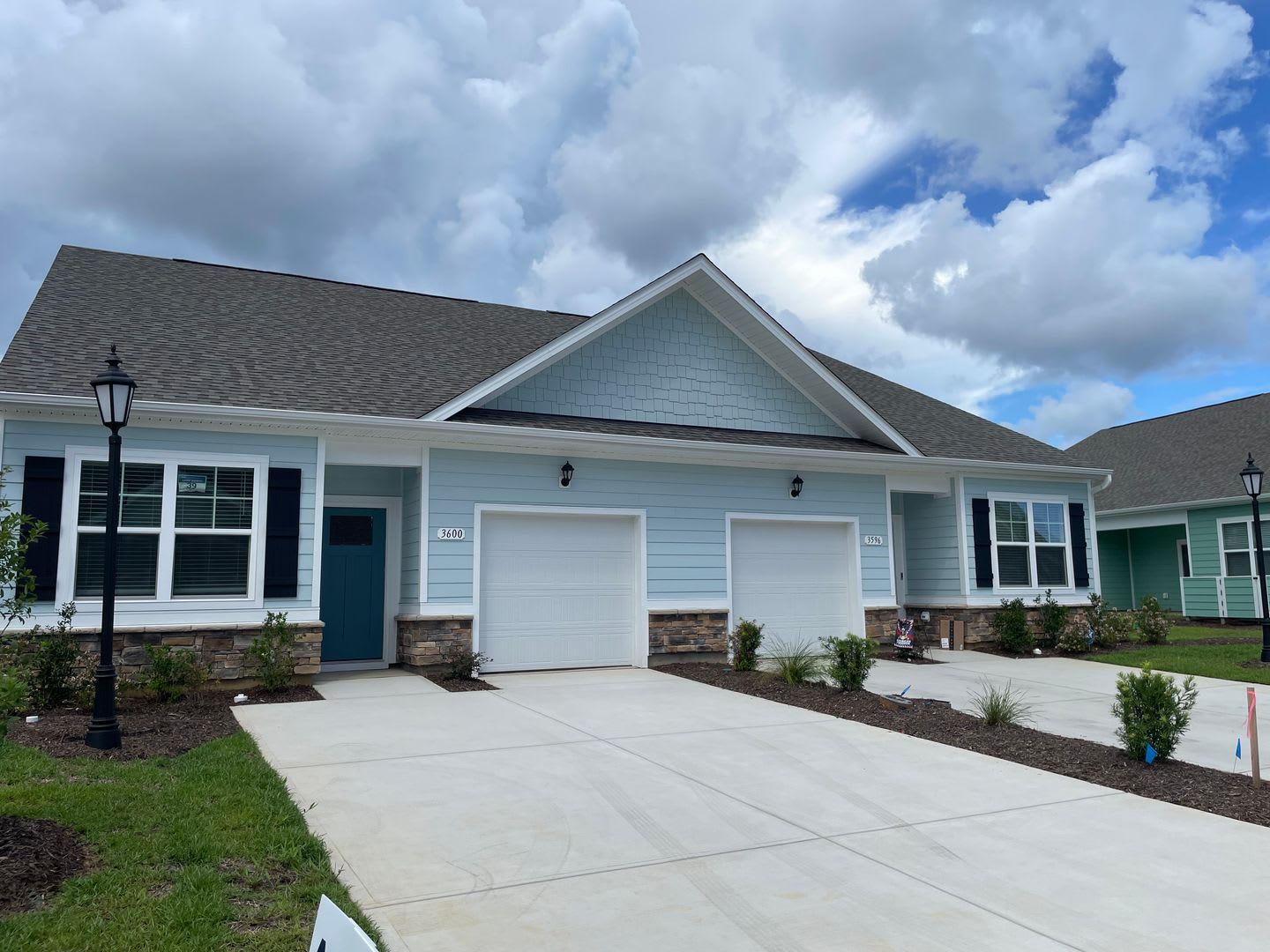 3 bedroom 2 bath Townhouse in The Townes at Rich Square at Brunswick Plantation – photo 1