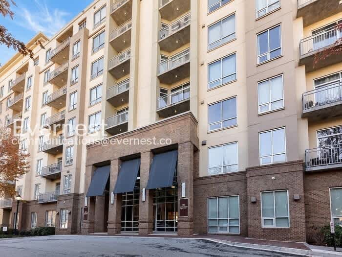 711 Cosmopolitan Drive Northeast – photo 1