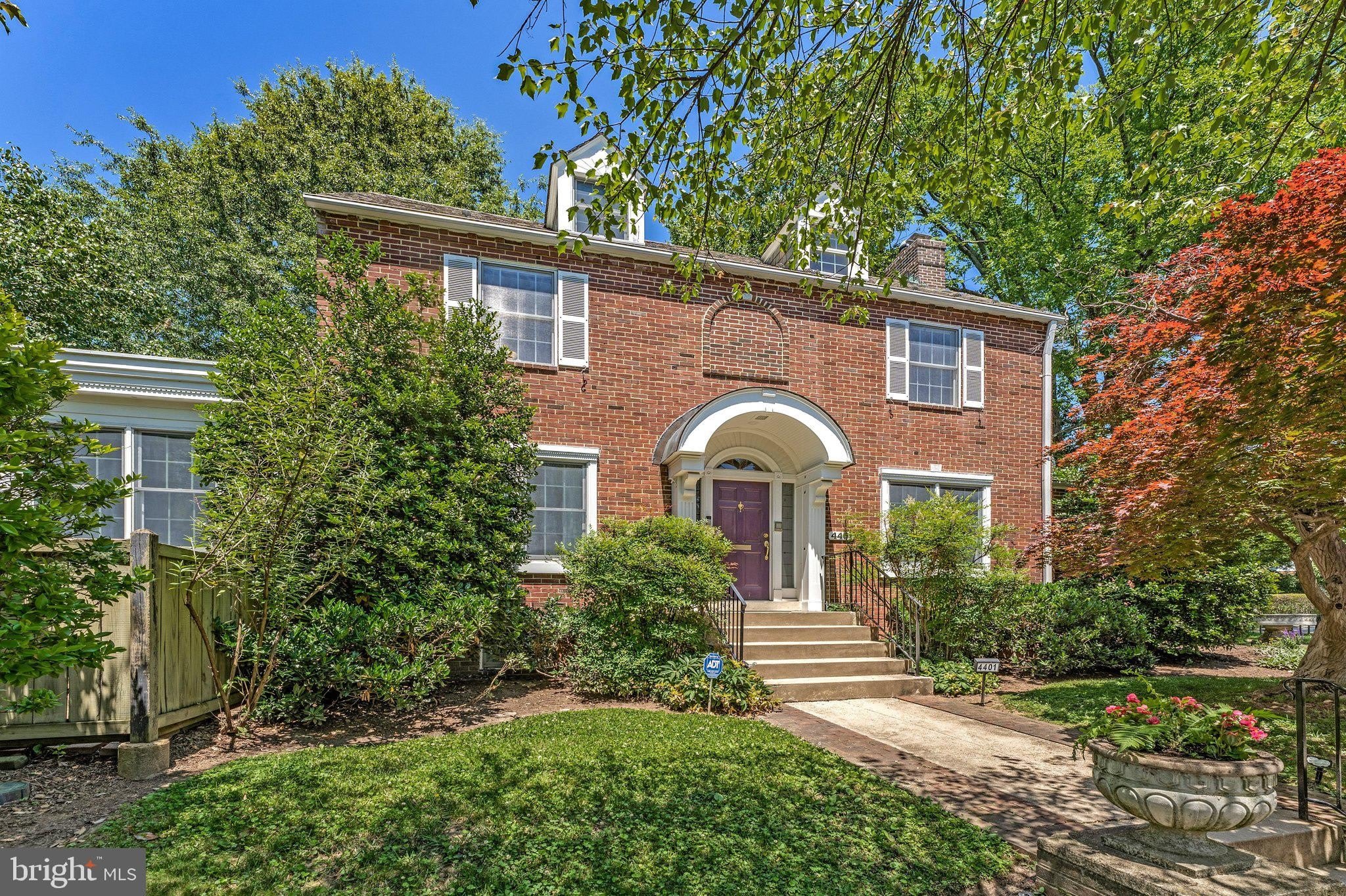 4401 Davenport Street Nw – photo 1