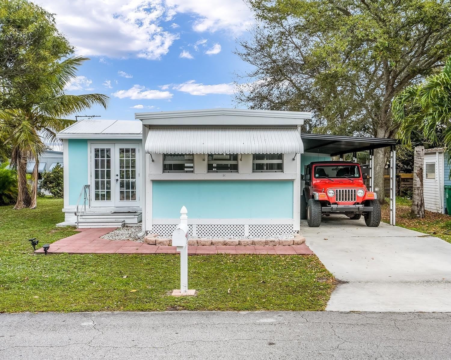 1680 SW 84th Avenue – photo 1