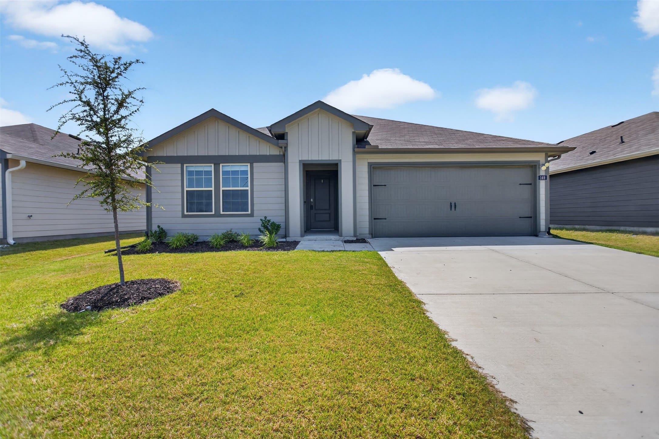 149 Boxwood Drive – photo 1 of 23