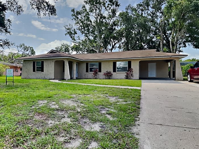 525 Dorothy Street – photo 1 of 40