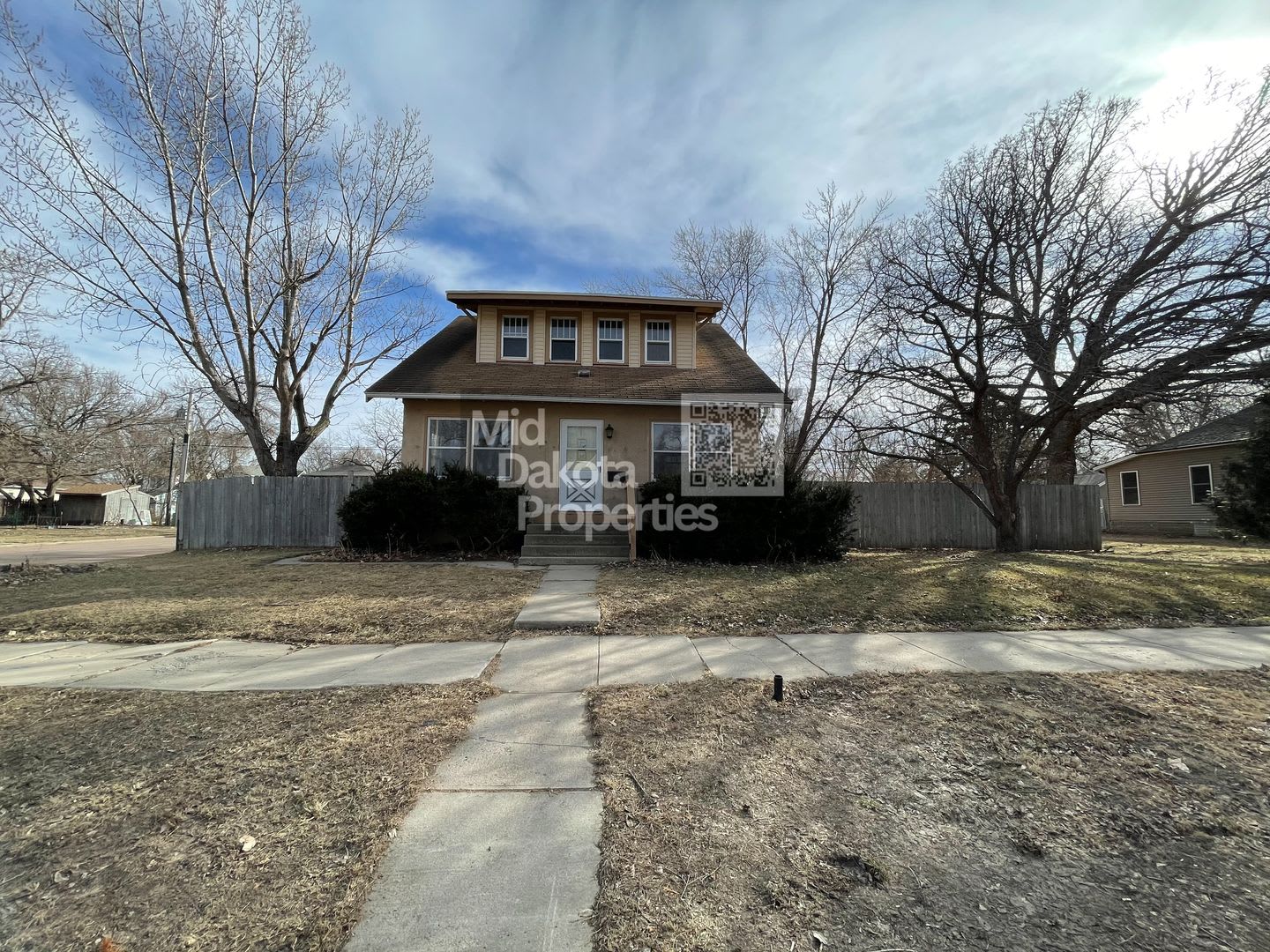 801 W 5th – photo 1 of 18