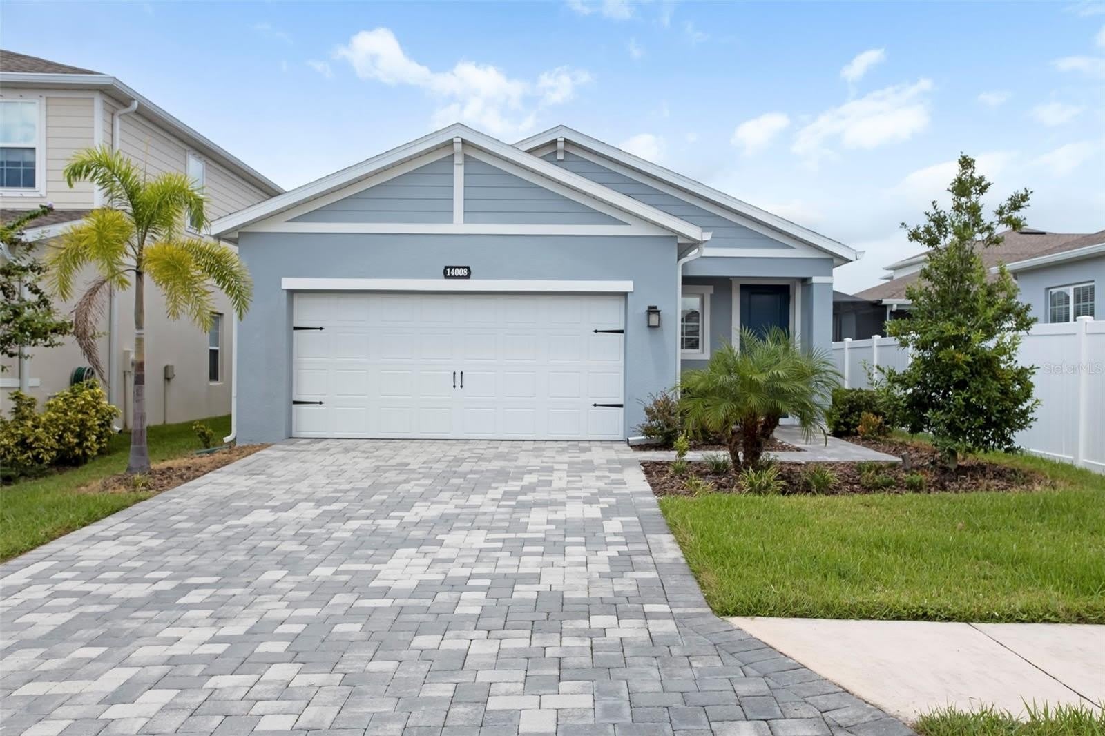 14008 CRIMSON Avenue – photo 1