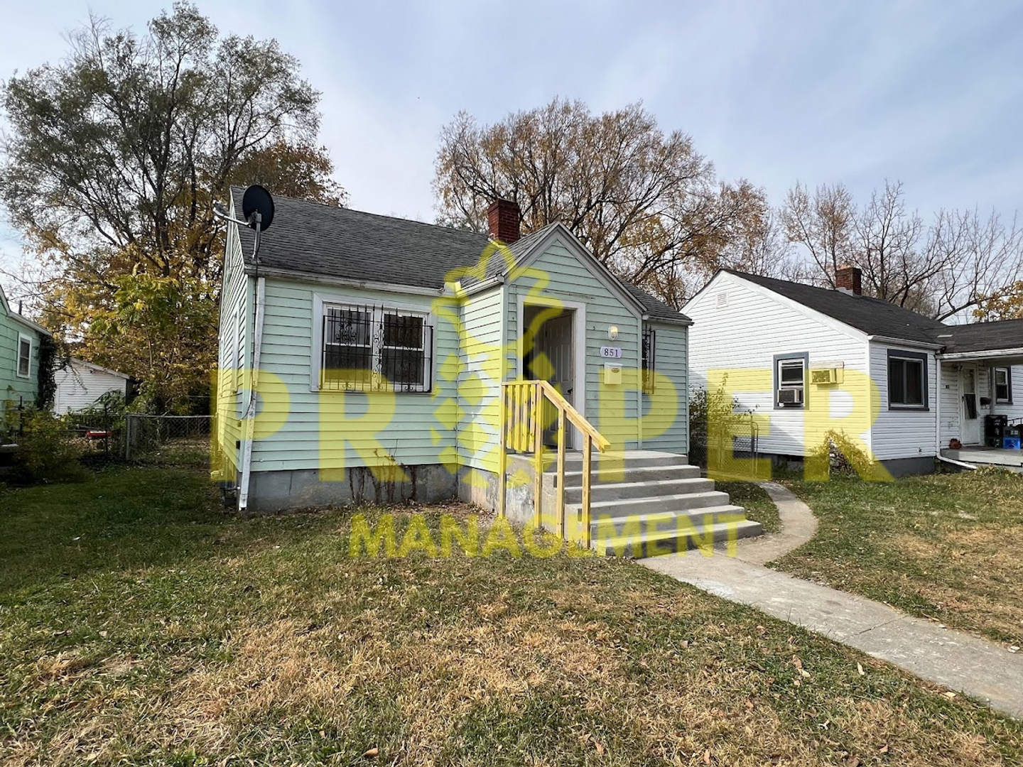 3 bedrooms 1 bathroom house – photo 1