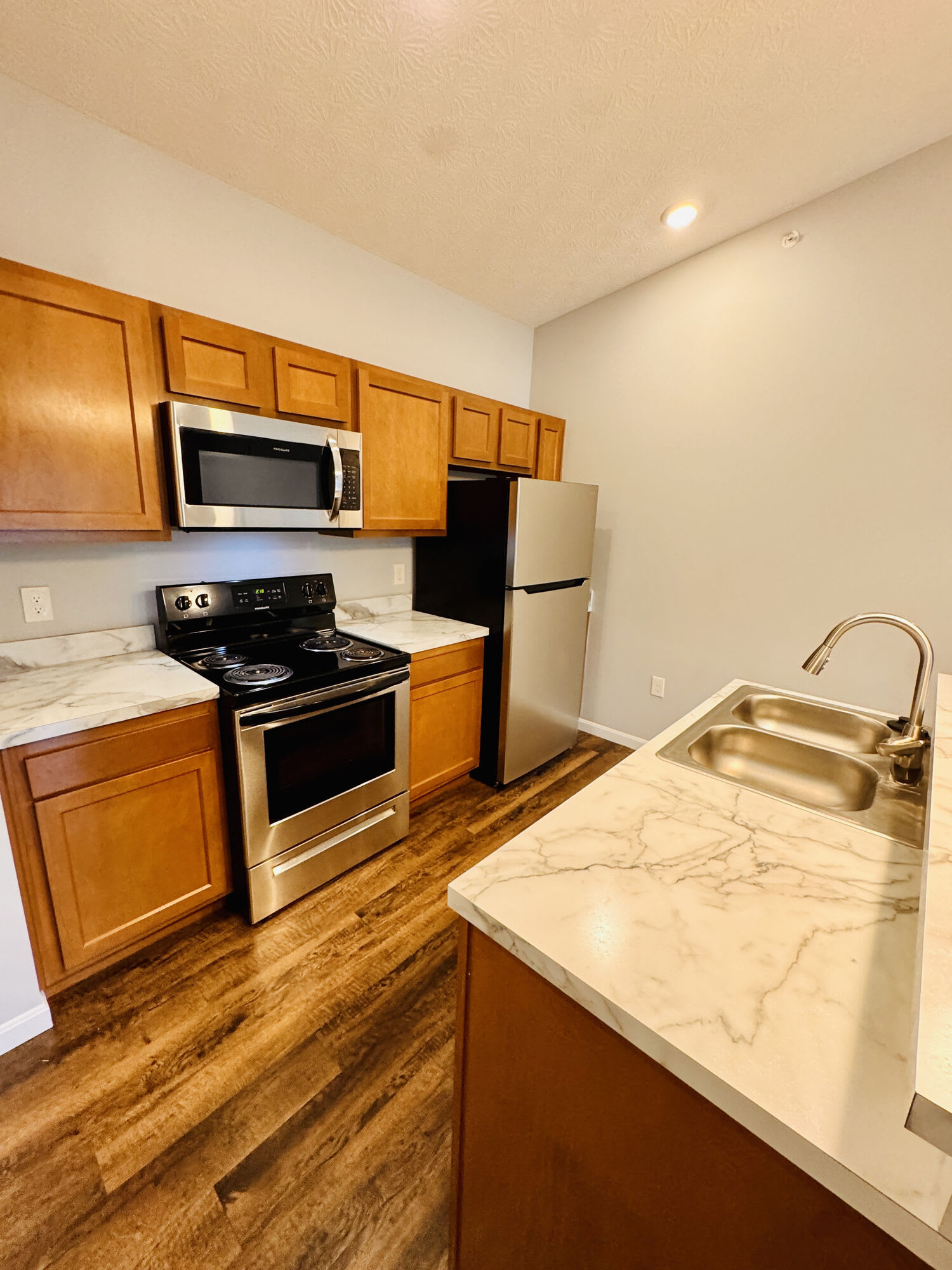 Adams Pointe – photo 1 of 9