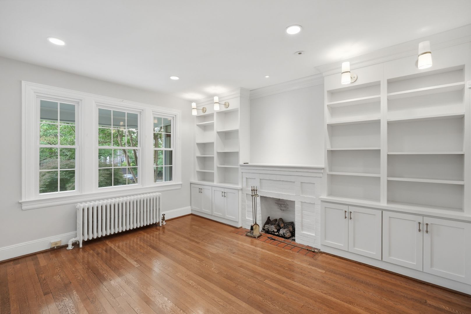 Glover Park Townhome – photo 1