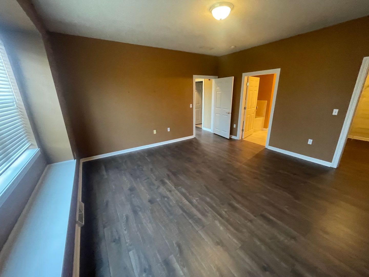 3 Bedroom 2 bath Condo – photo 1 of 17