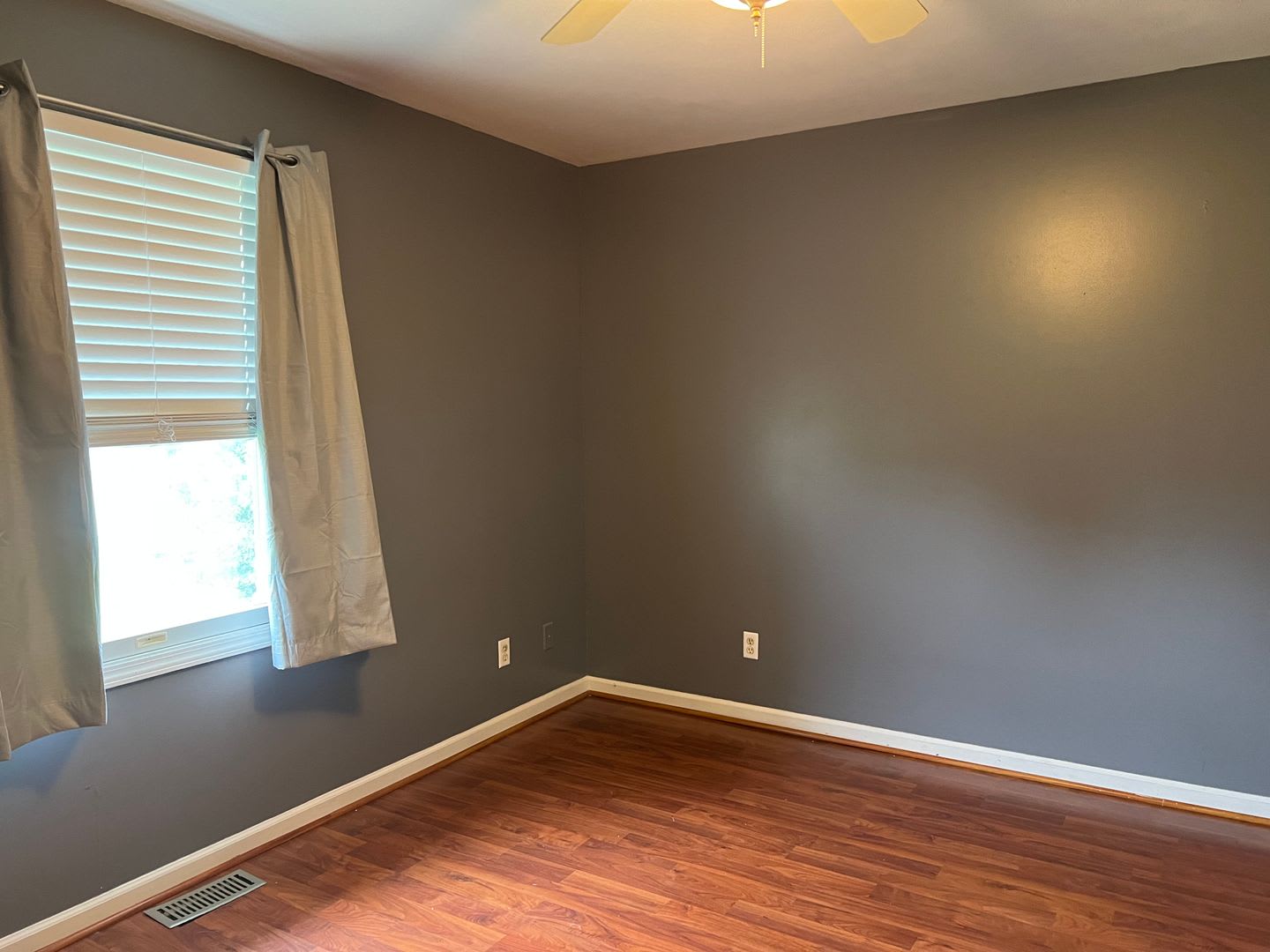 CHATHAM 2BEDROOM 1.5 BATH CONDO – photo 1 of 7