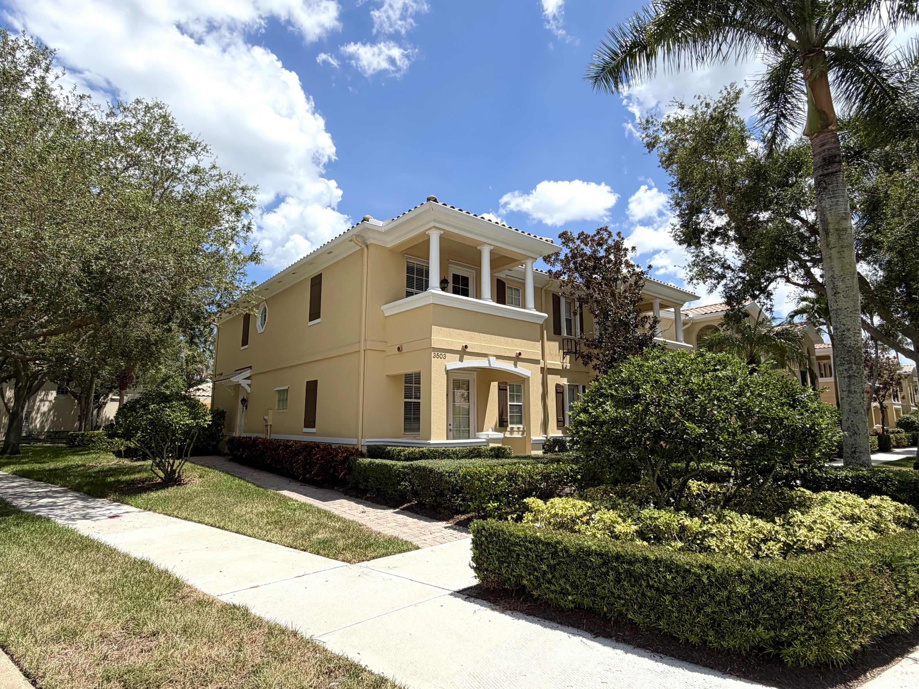 3503 Greenway Drive – photo 1