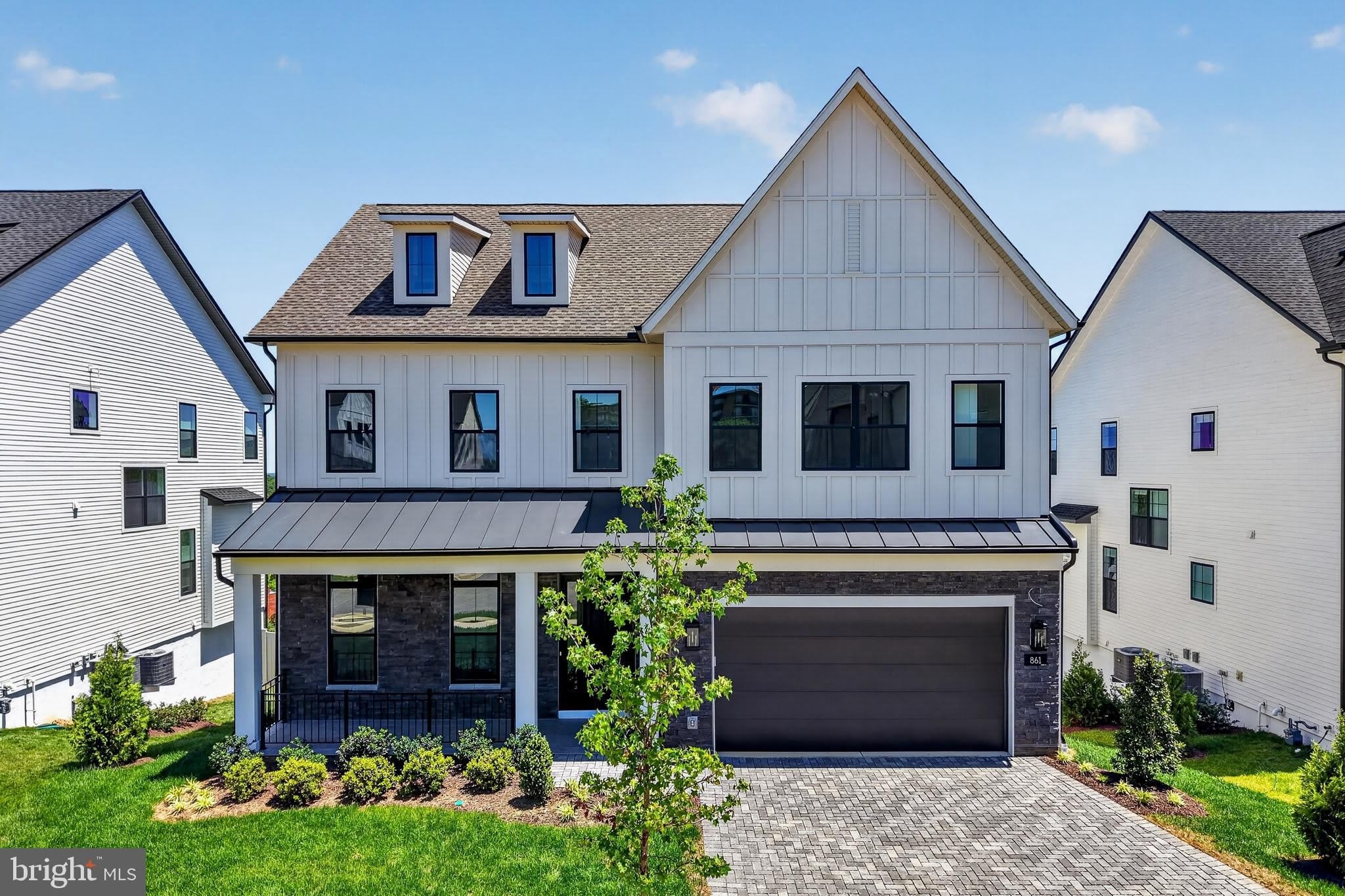 861 N Manchester Street – photo 1