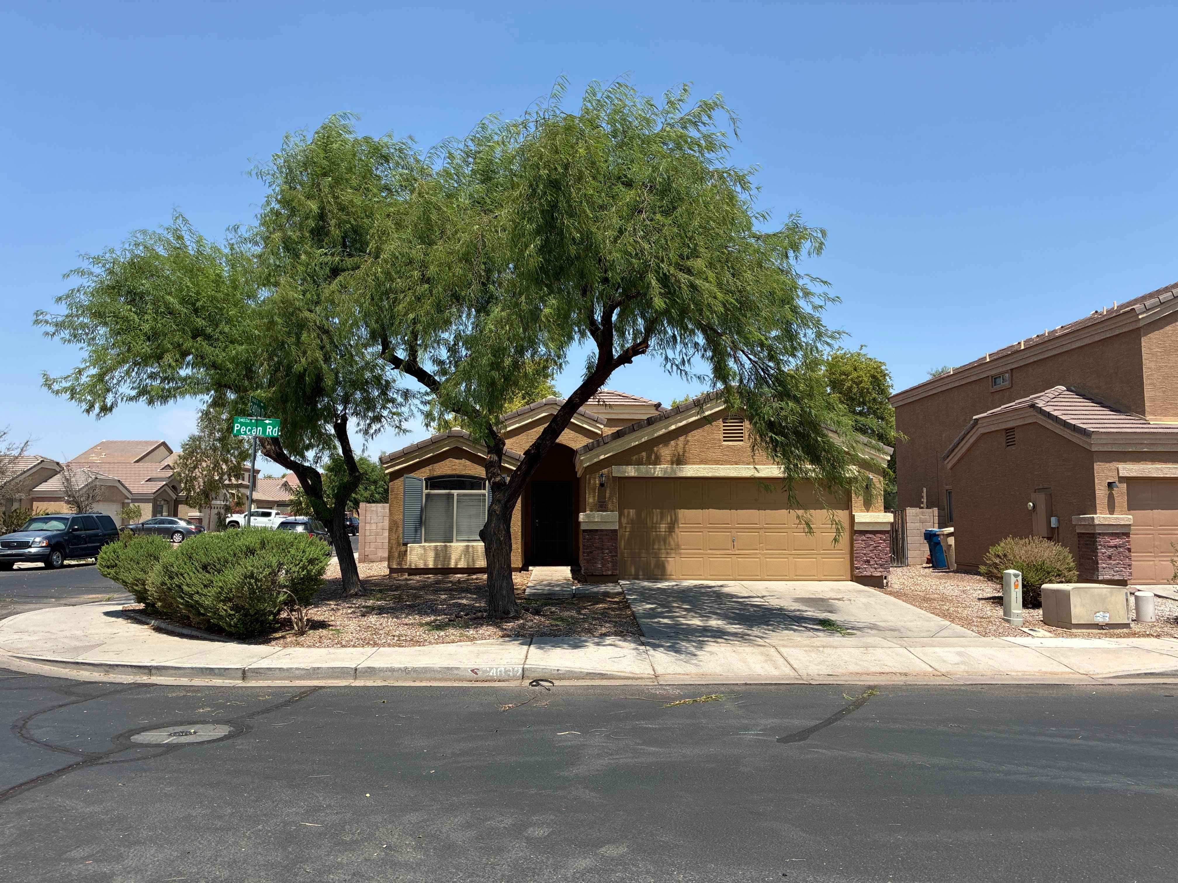 24032 W Pecan Rd – photo 1
