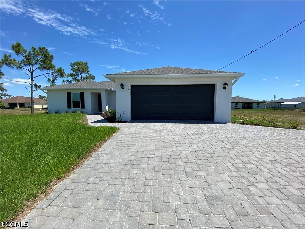 1906 Jacaranda Parkway W – photo 1