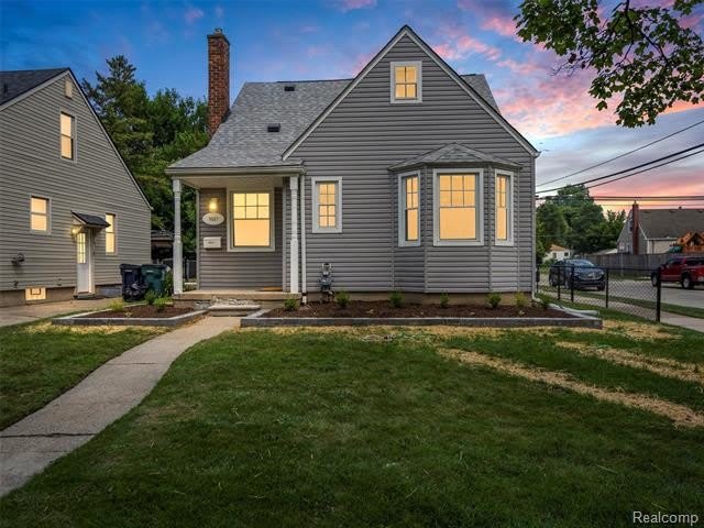 1027 S Wilson Avenue – photo 1