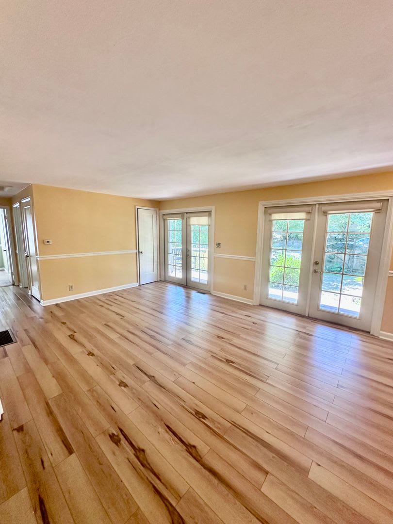 Charming 3bed/2bath House! – photo 1