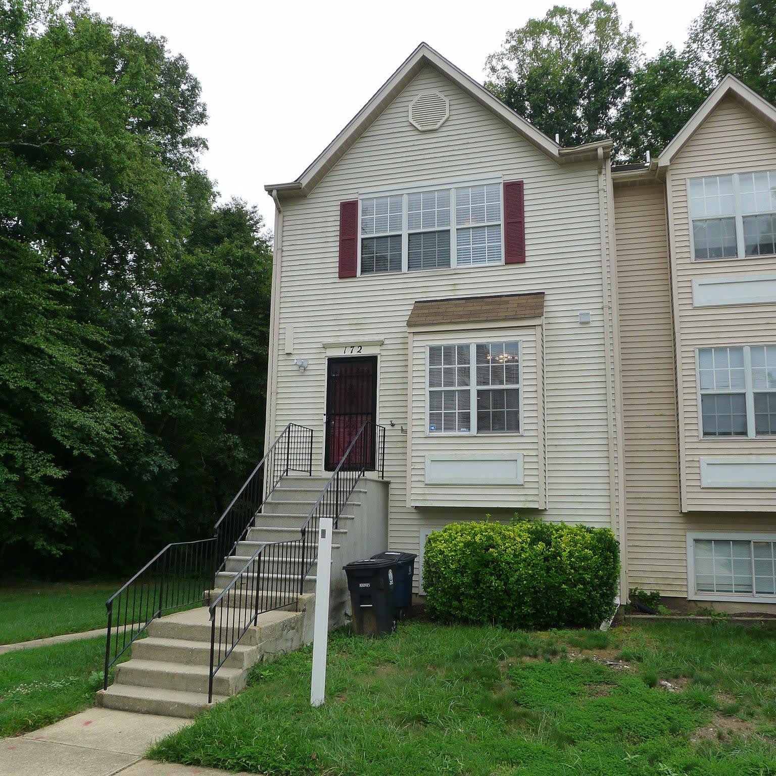 172 AZALEA Court – photo 1 of 41