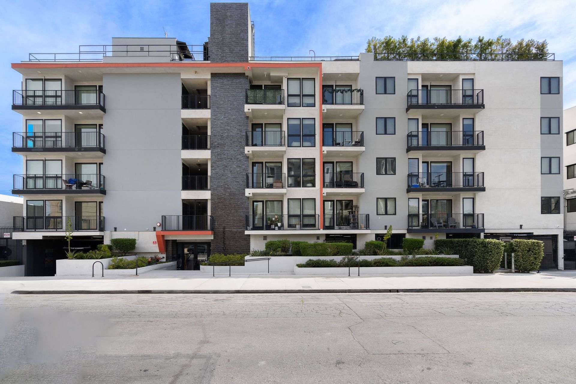 5550 Bonner Llc – photo 1