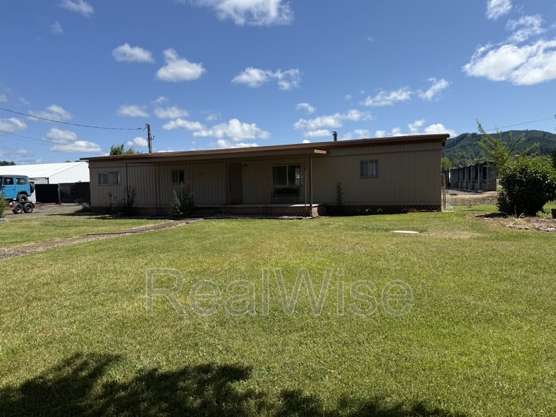2515 Nonpareil Rd – photo 1 of 26