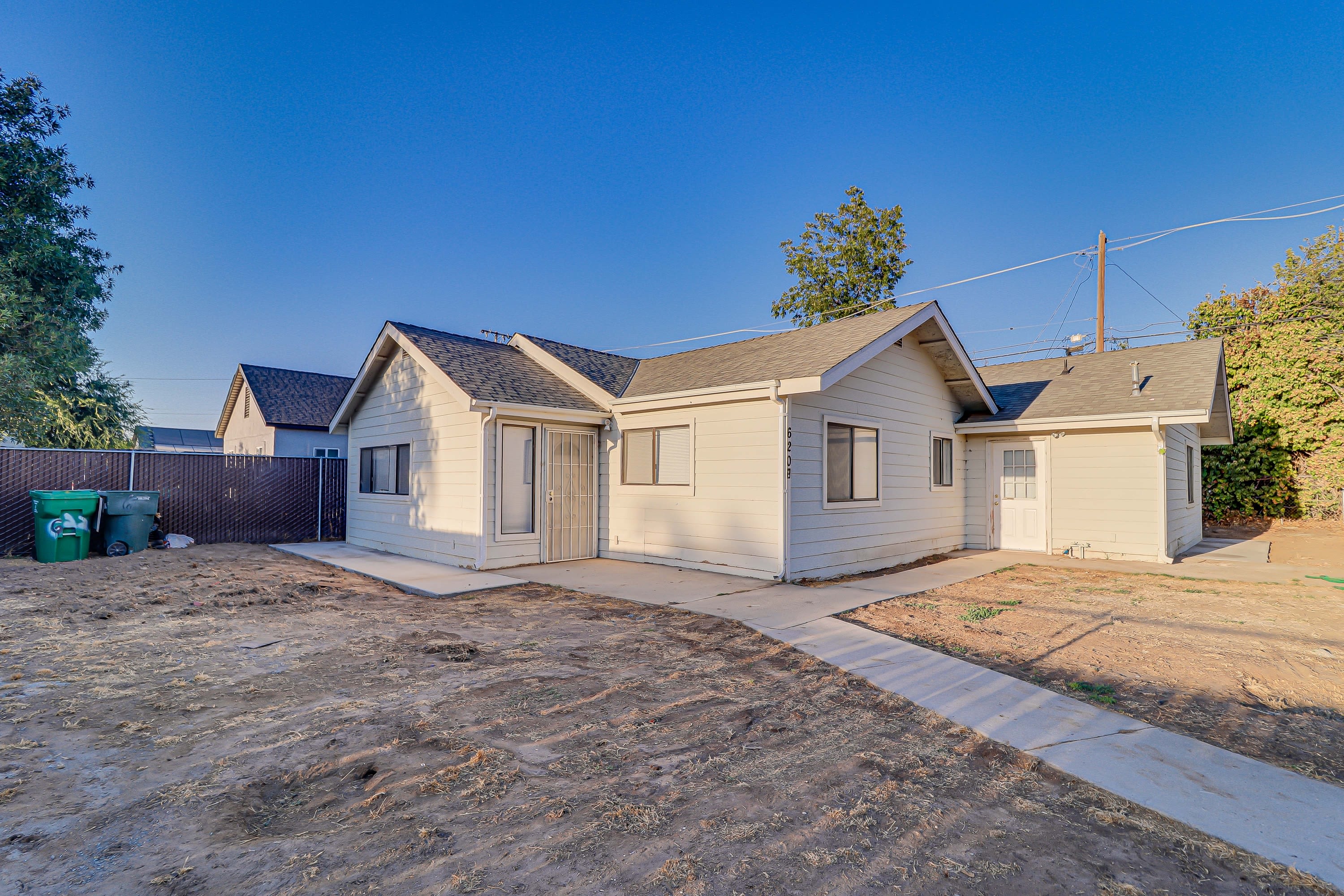620 Huskey Drive – photo 1 of 44
