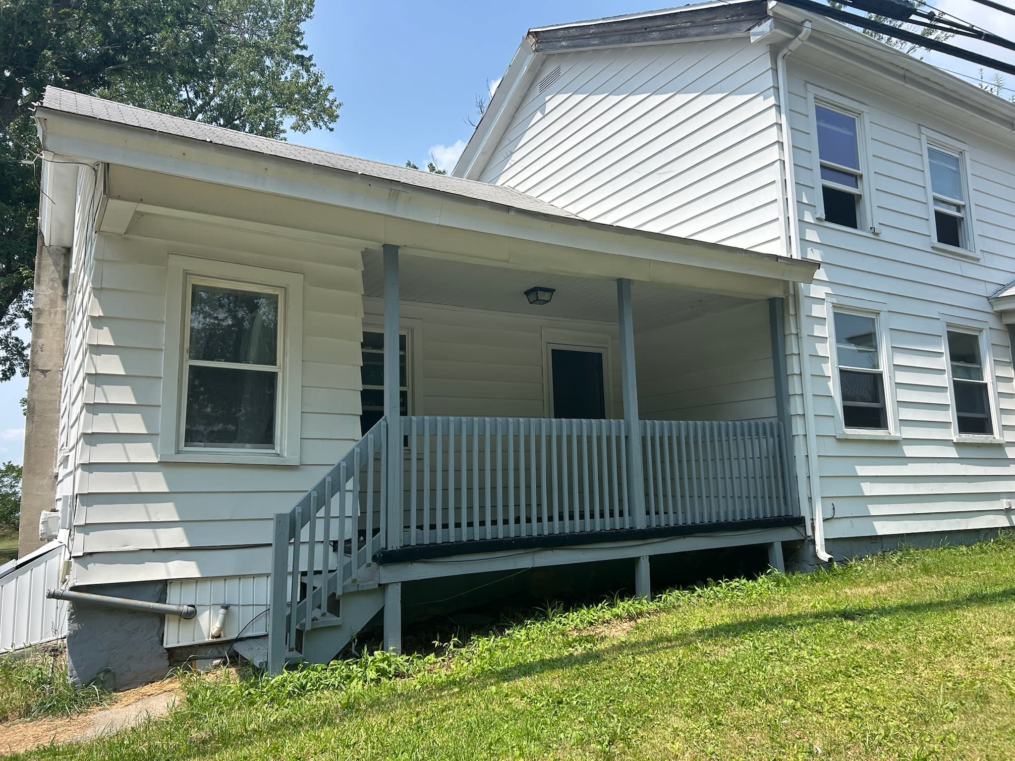 1297 Lakeland Drive – photo 1 of 34