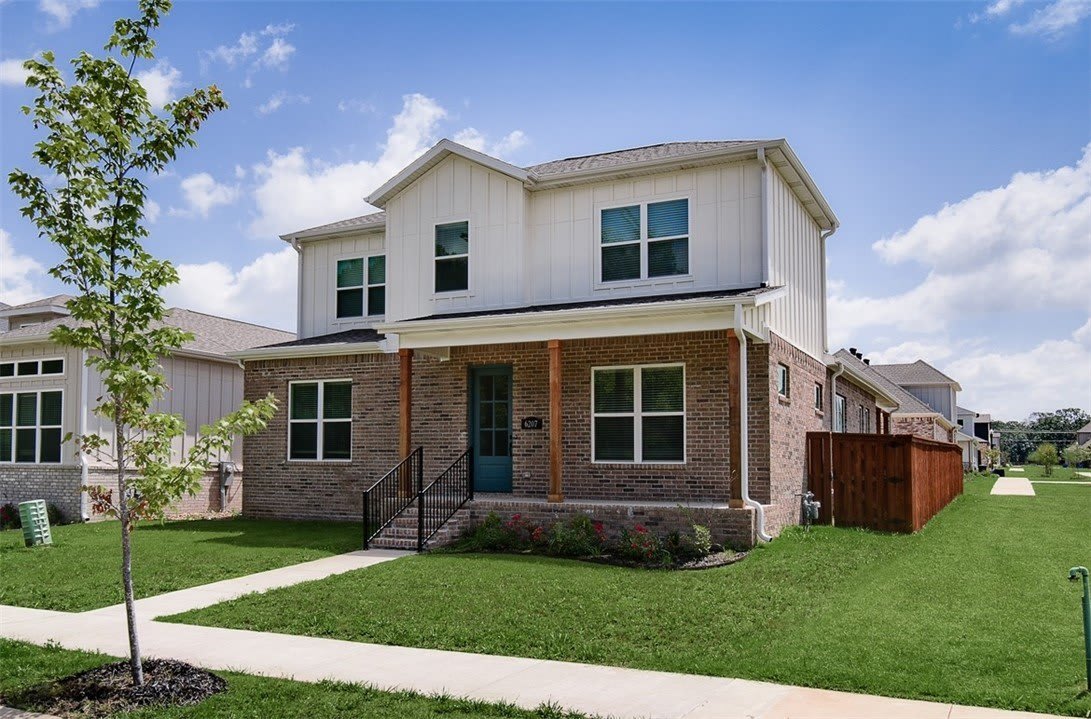 6207 Sw Luster Road – photo 1 of 248