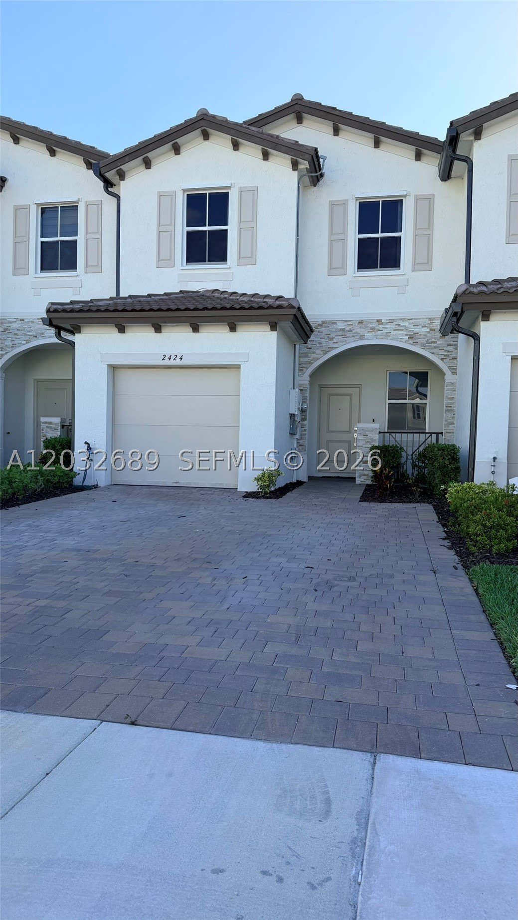 2424 Se 29Th St – photo 1