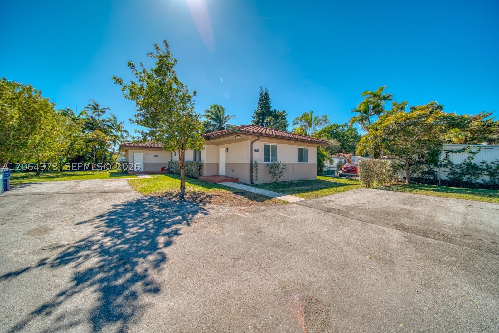 14708 NE 7th Ave – photo 1 of 23