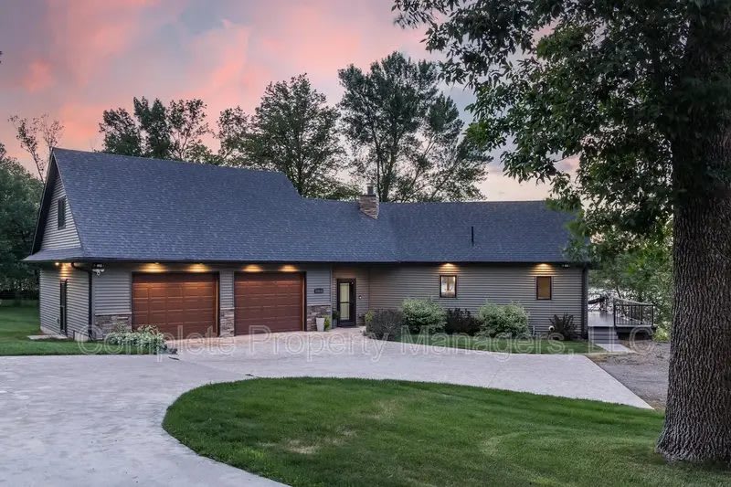 23619 180th Street – photo 1 of 38