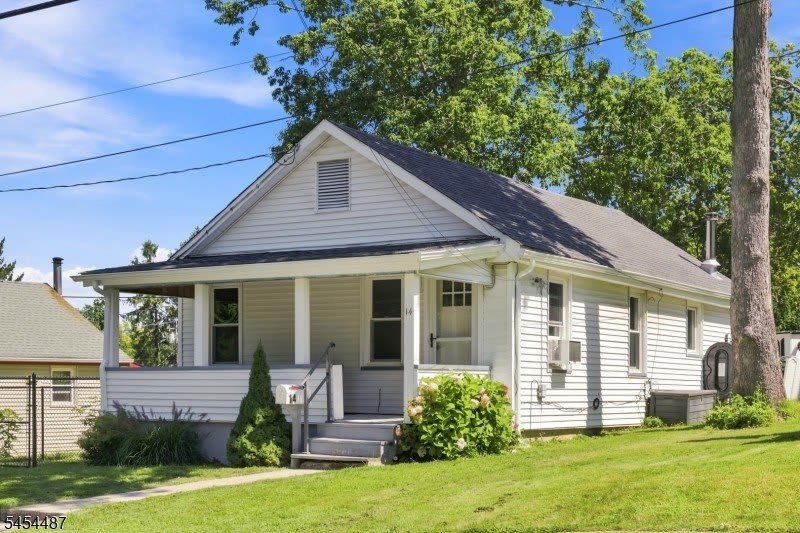 14 N Glen Ave – photo 1 of 32