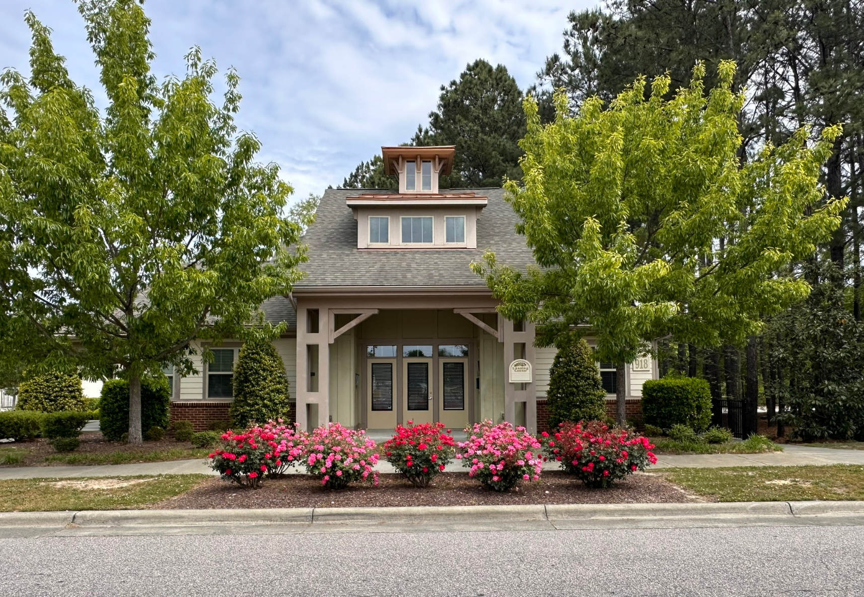Laurel Crossing – photo 1 of 5